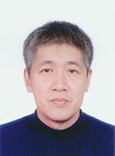 黄滋.jpg