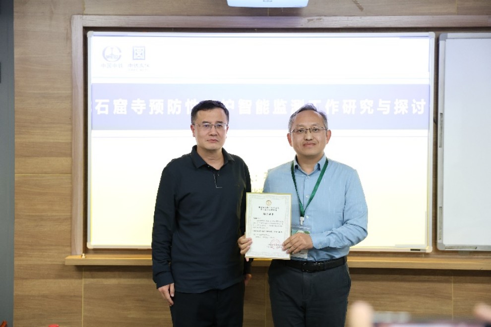 图片13.jpg 图片13.jpg